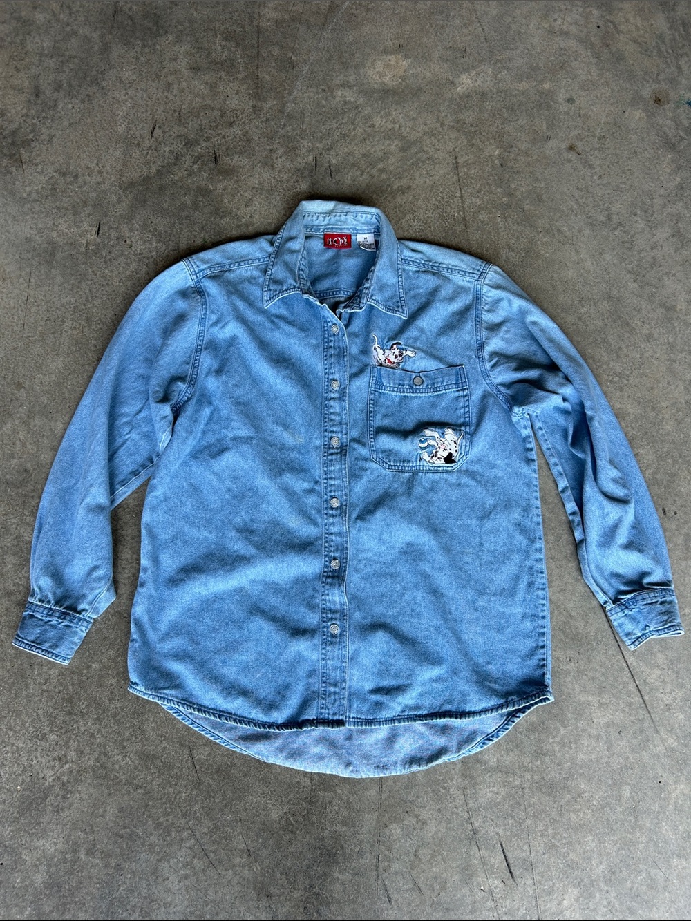 Vintage Disney Light Blue Denim Button-Down Shirt with Embroidered Pockets